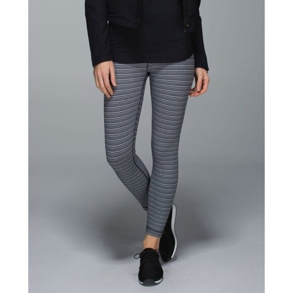 Lululemon High Times Pant Size 4 Textured Stripe Black Deep Coal THROWBACK! - Picture 7 of 13